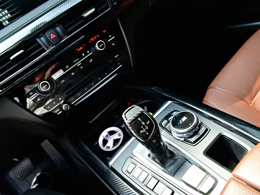 BMW X5 2016 — фото 17
