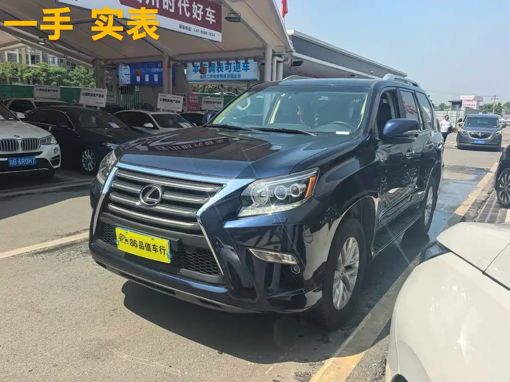 Lexus GX 2019 — фото 1