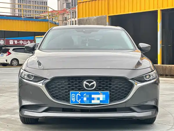 Mazda 3 Axela 2021