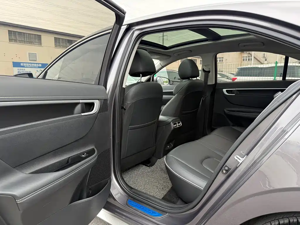 Hyundai Mistra 2022 — фото 8
