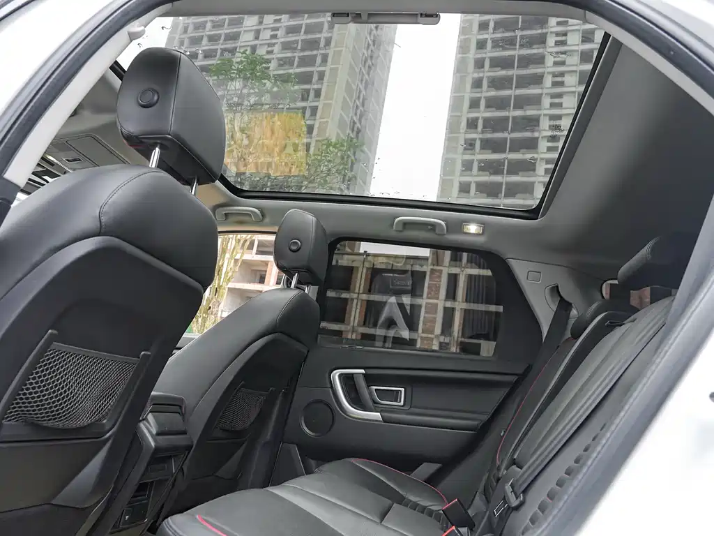 Land Rover Discovery Sport 2019 — фото 26