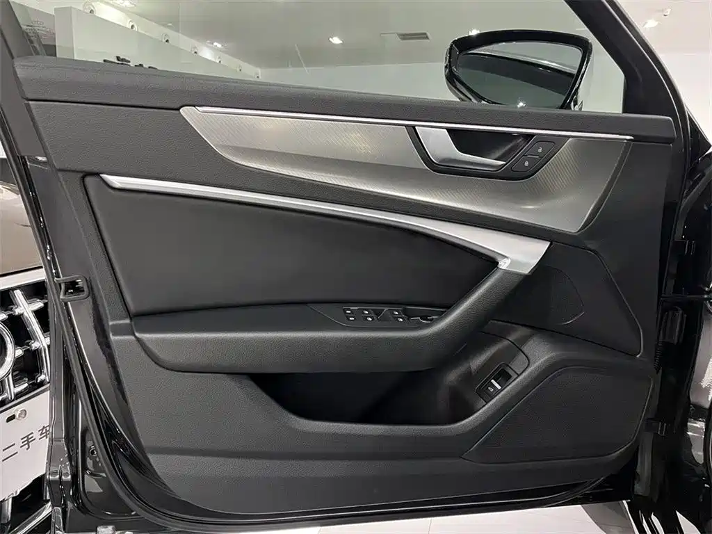 Audi A6L 2022 — фото 15