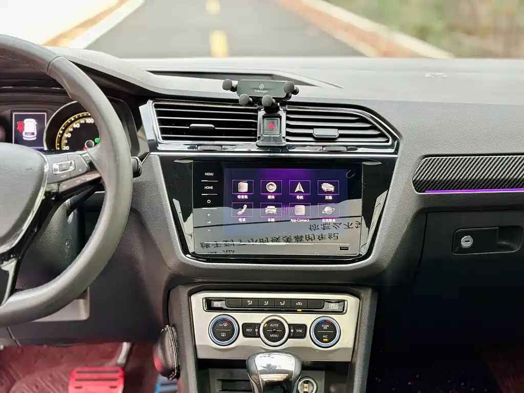 Volkswagen Tiguan L 2020 — фото 14