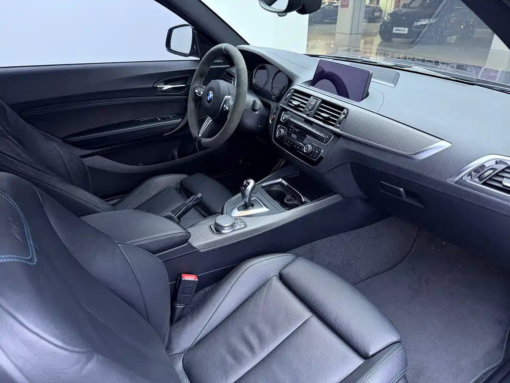 BMW M2 2018 — фото 11