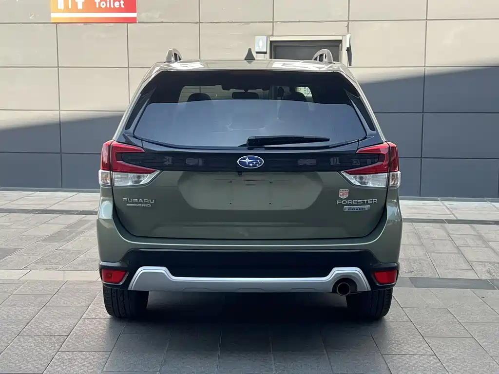 Subaru Forester 2018 — фото 9