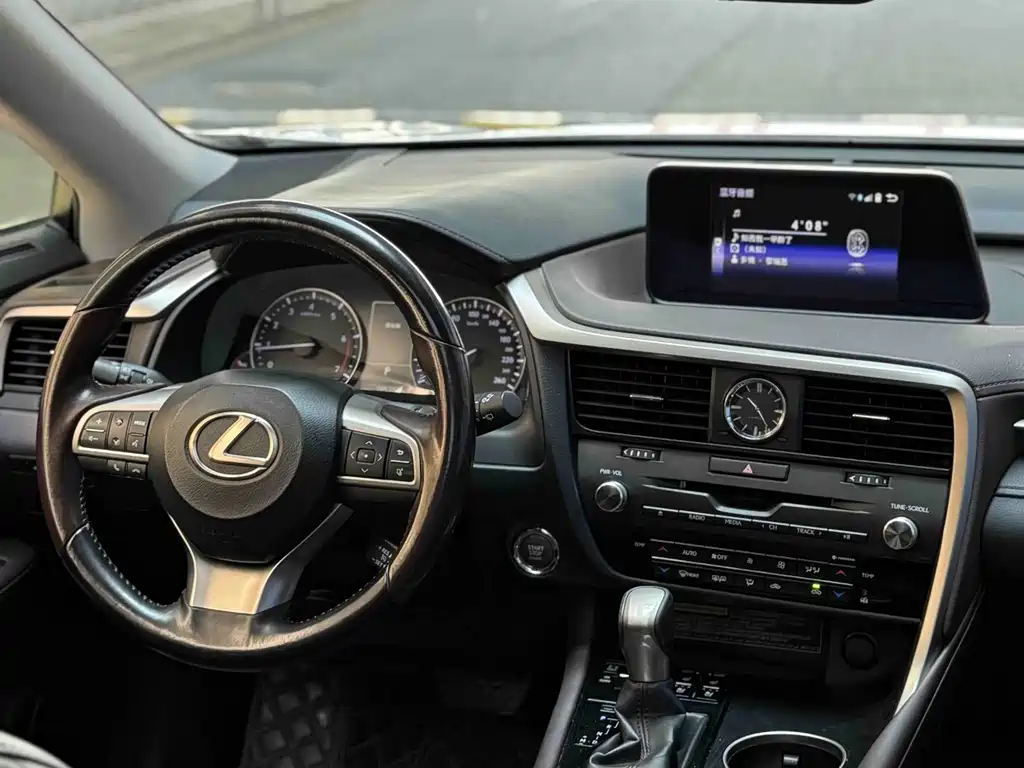 Lexus RX 2016 — фото 15