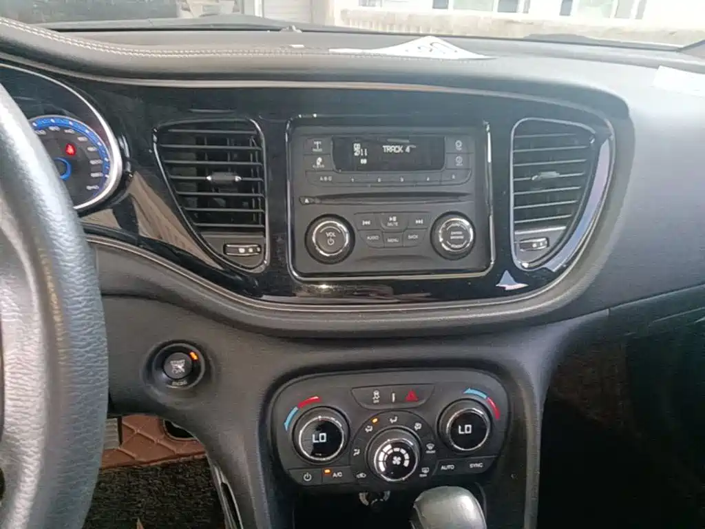 Fiat Viaggio 2017 — фото 13