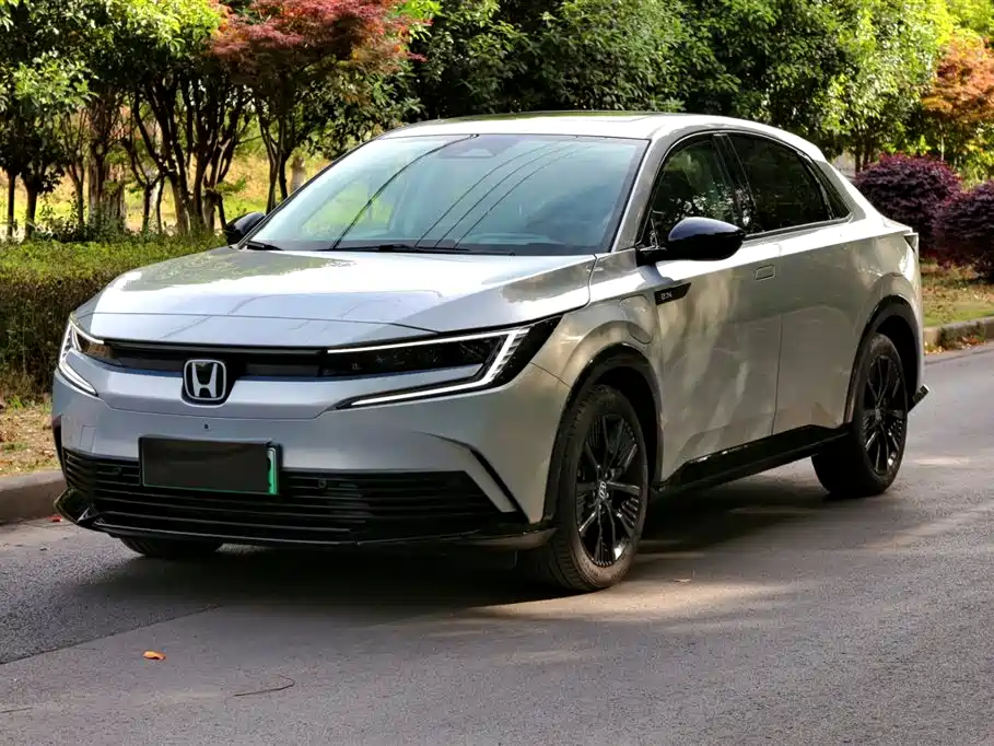 Honda e:NP2 2024