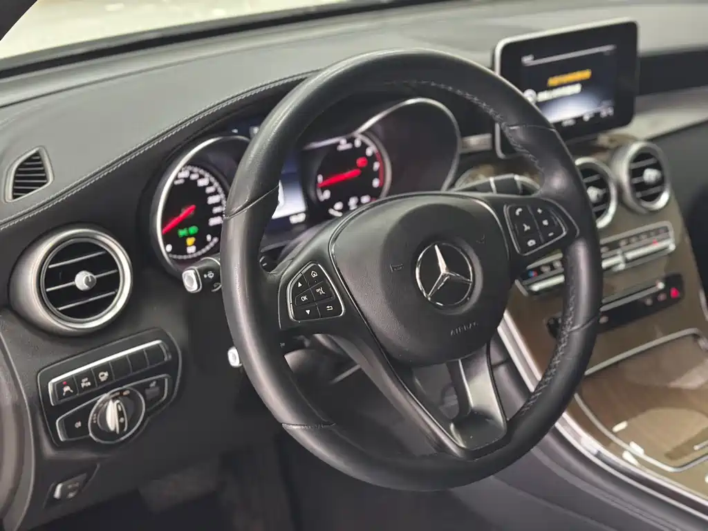 Mercedes-Benz GLC Coupe 2017 — фото 6