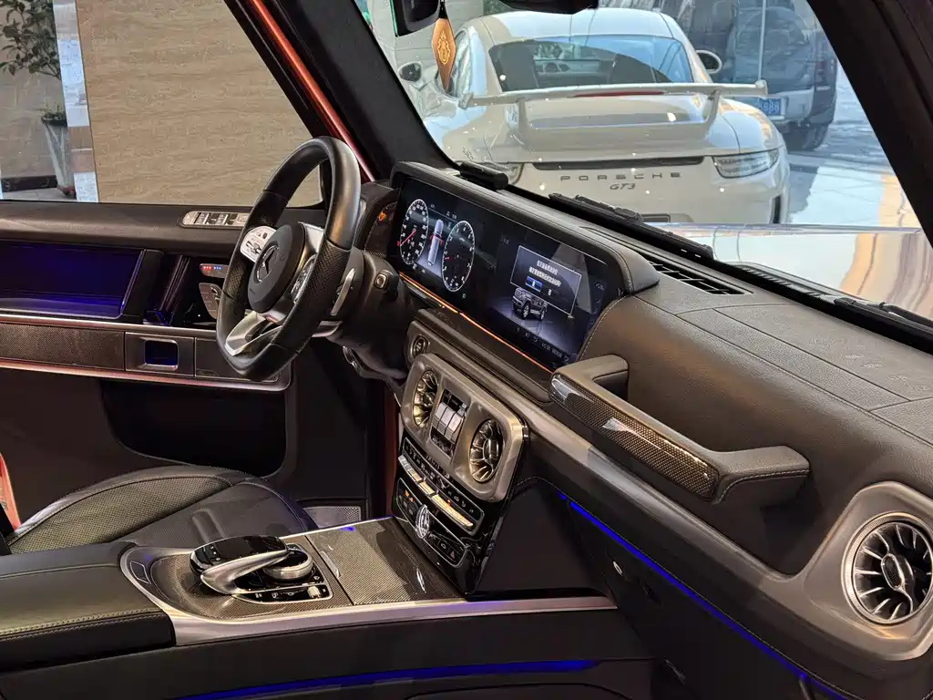 Mercedes-Benz G-Class 2023 — фото 10