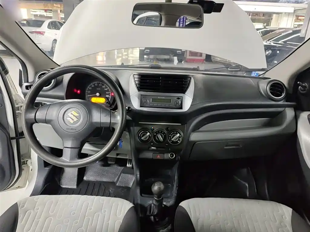 Suzuki Alto 2017 — фото 10