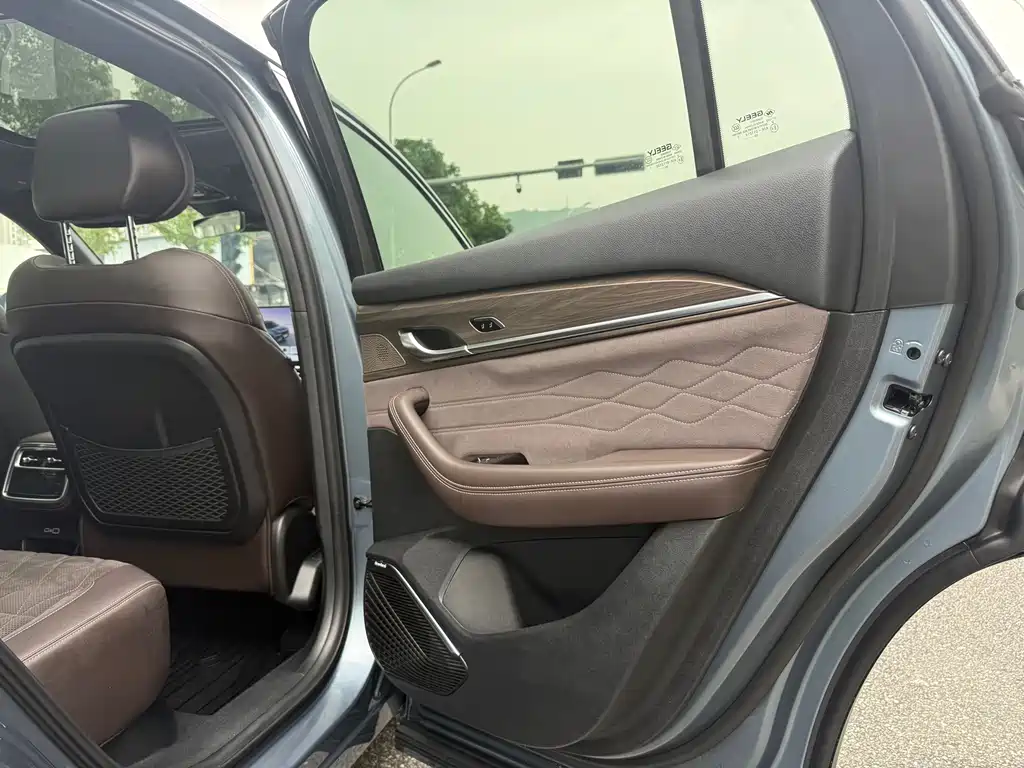 Geely Xingyue L 2025 — фото 14