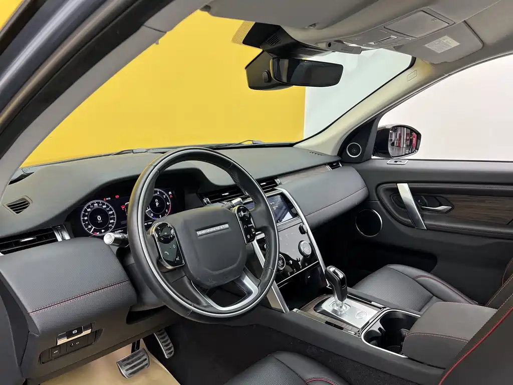 Land Rover Discovery Sport 2020 — фото 3