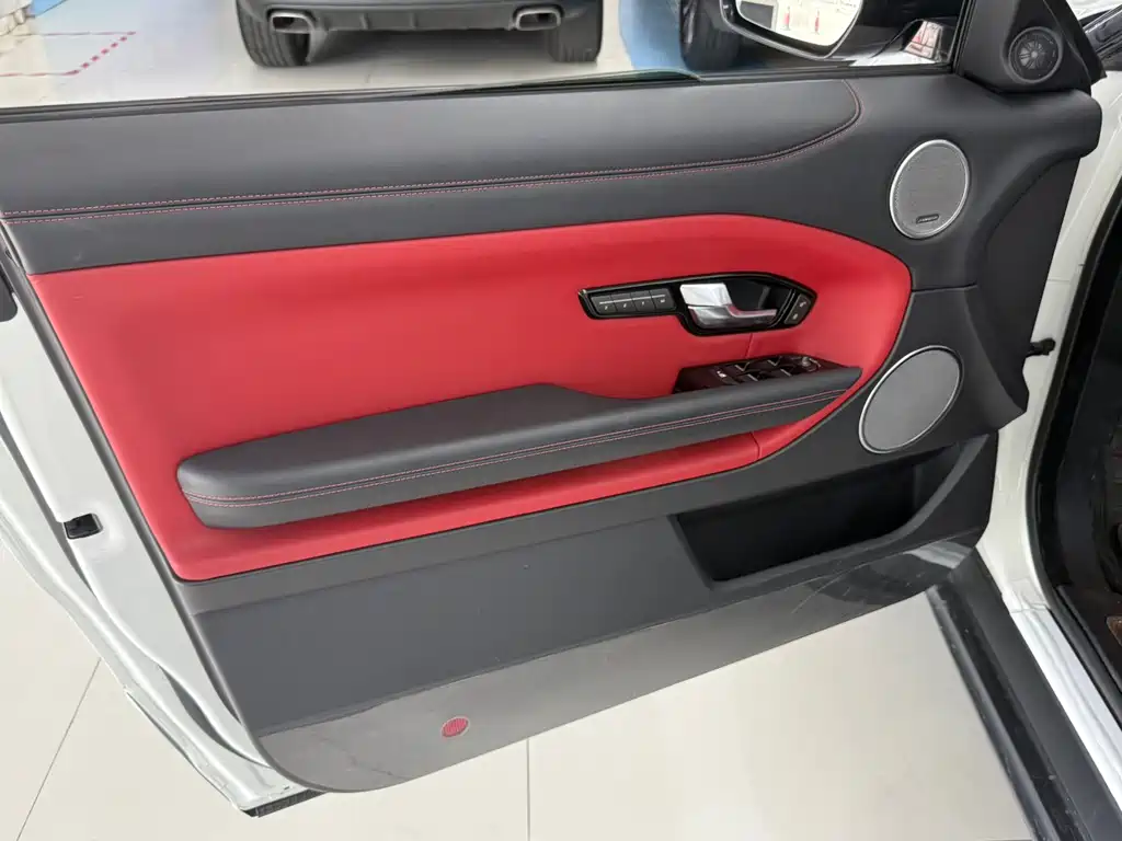 Land Rover Range Rover Evoque 2019 — фото 7