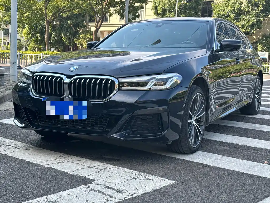 BMW 5 Series 2023