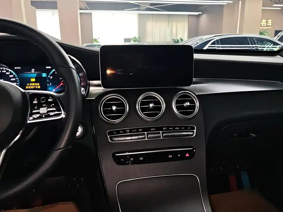 Mercedes-Benz GLC Coupe 2023 — фото 13