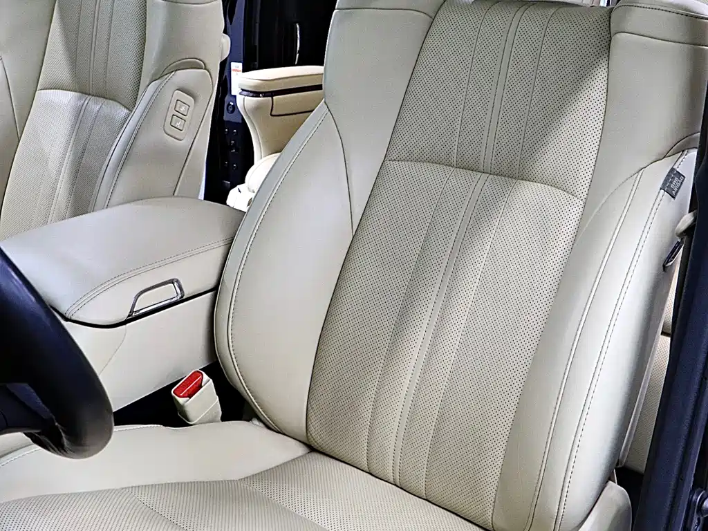 Toyota Alphard 2022 — фото 12