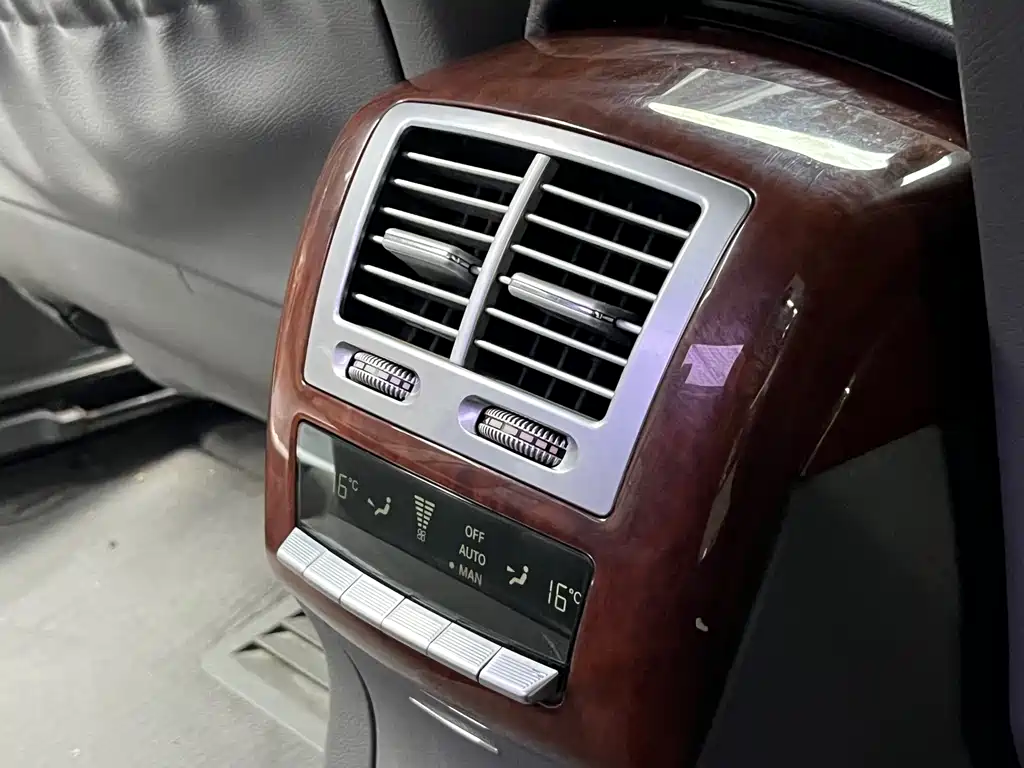 Mercedes-Benz S-Class 2008 — фото 19