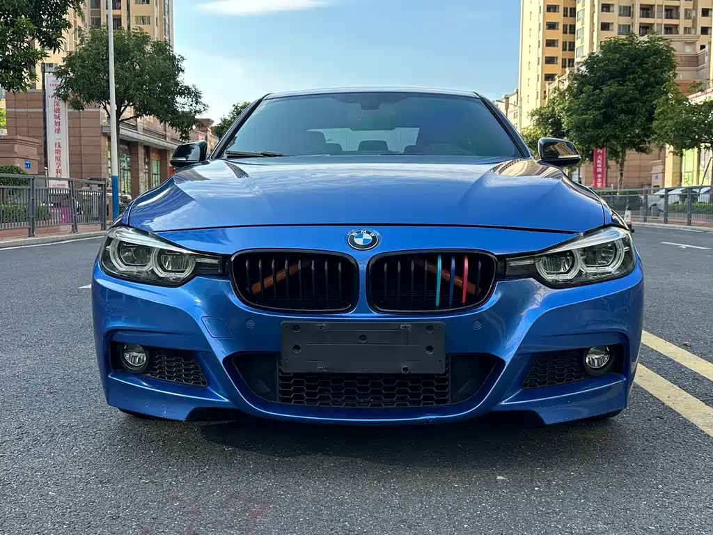 BMW 3 Series 2018 — фото 2