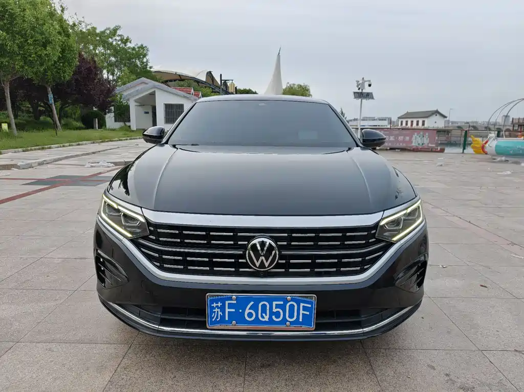 Volkswagen Passat 2022 — фото 2