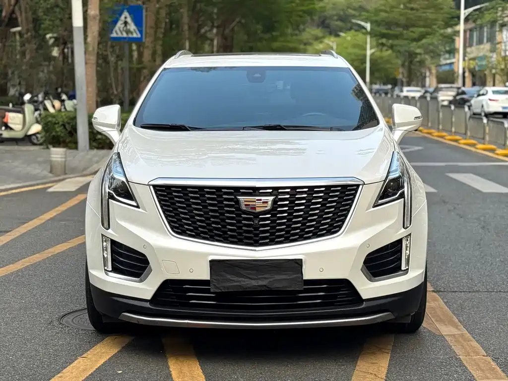 Cadillac XT5 2020 — фото 2
