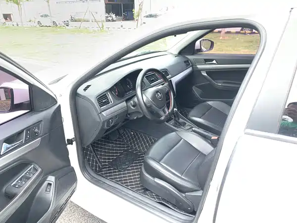 Volkswagen Lavida 2017