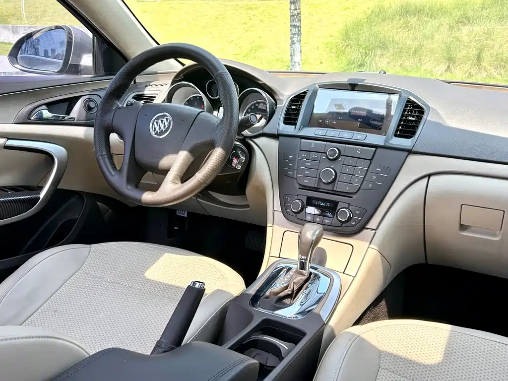 Buick Regal 2013 — фото 21