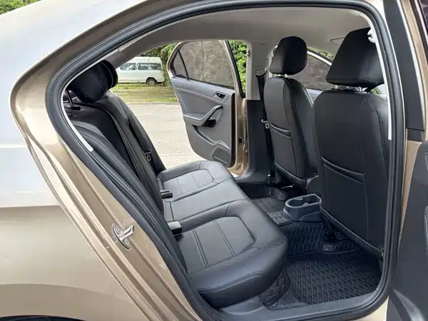 Volkswagen Jetta 2015