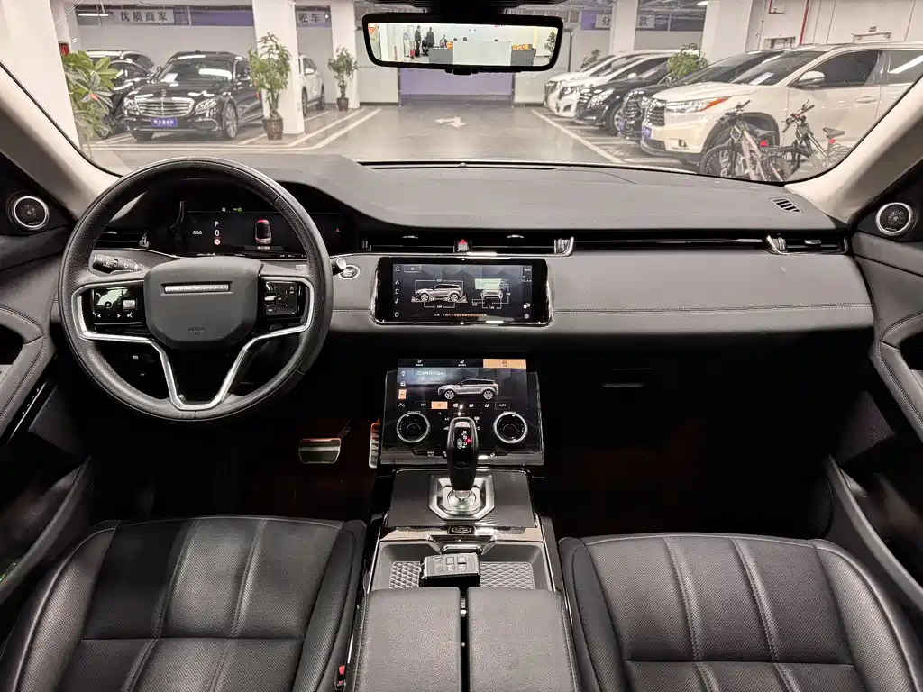 Land Rover Evoque 2024 — фото 11