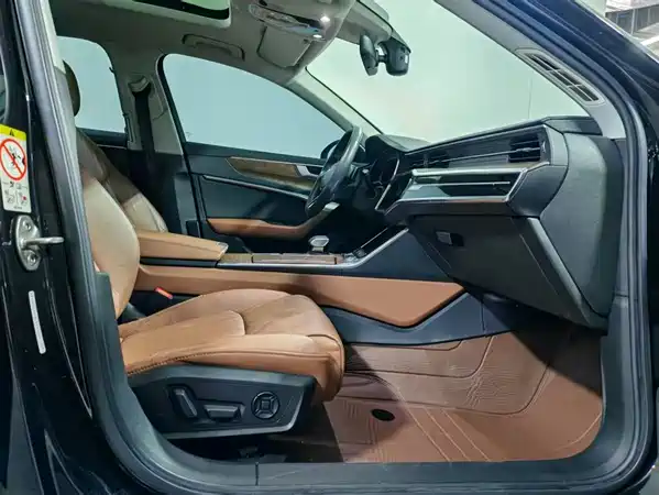 Audi A6L 2021