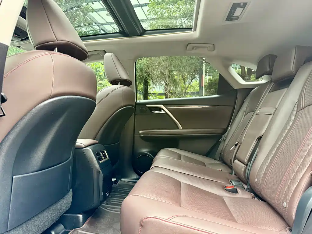 Lexus RX 2022 — фото 16