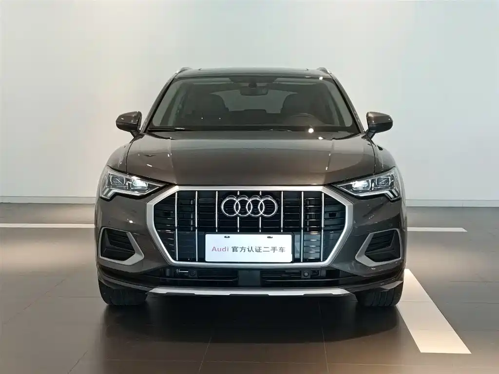 Audi Q3 2021 — фото 2