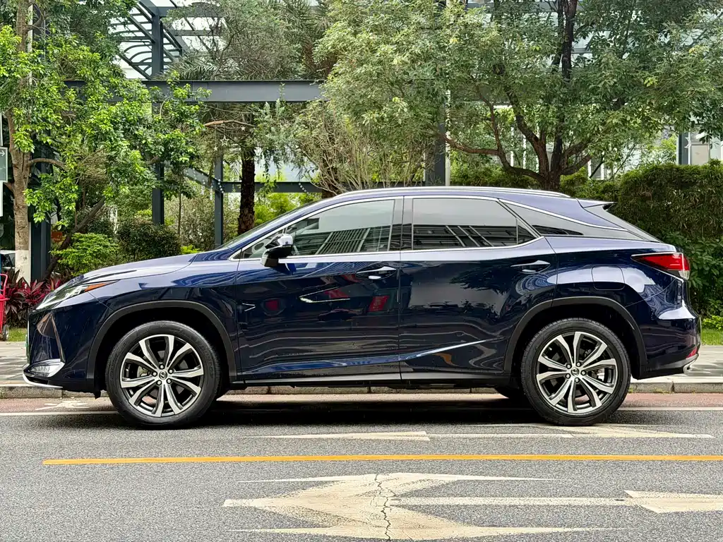 Lexus RX 2022 — фото 6