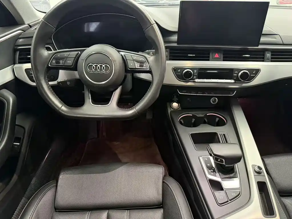 Audi A4L 2021