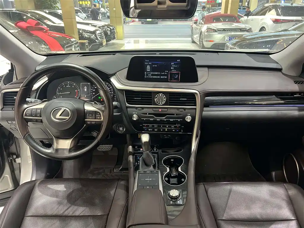 Lexus RX 2022 — фото 13