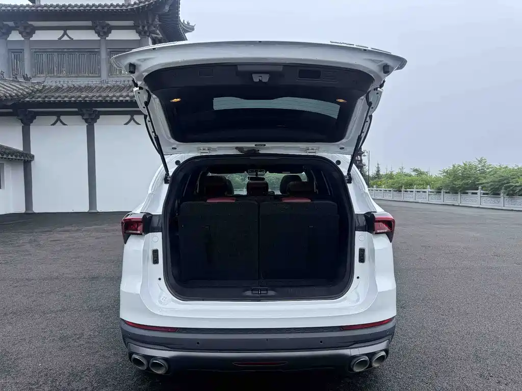 Jetour X70 PLUS 2022 — фото 20
