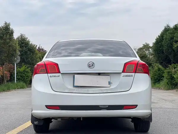 Buick Excelle 2015