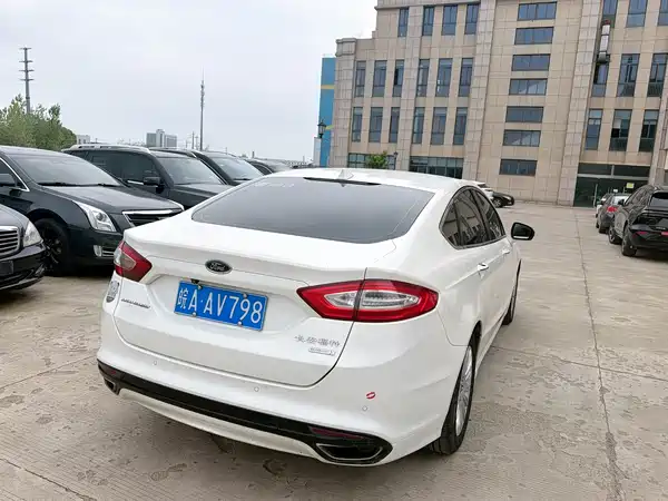 Ford Mondeo 2013