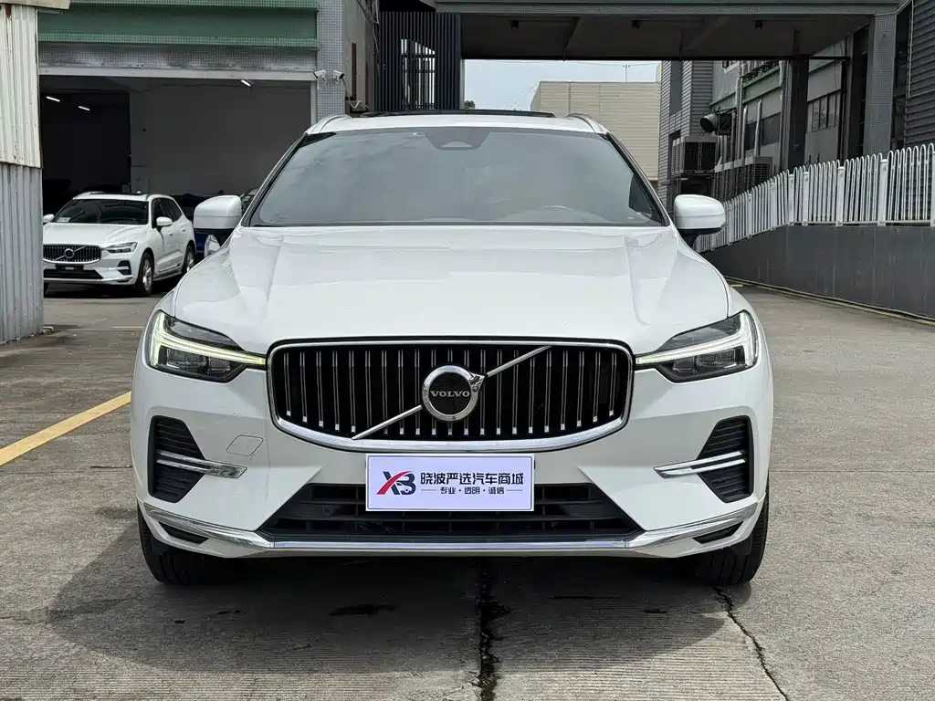 Volvo XC60 2021 — фото 2