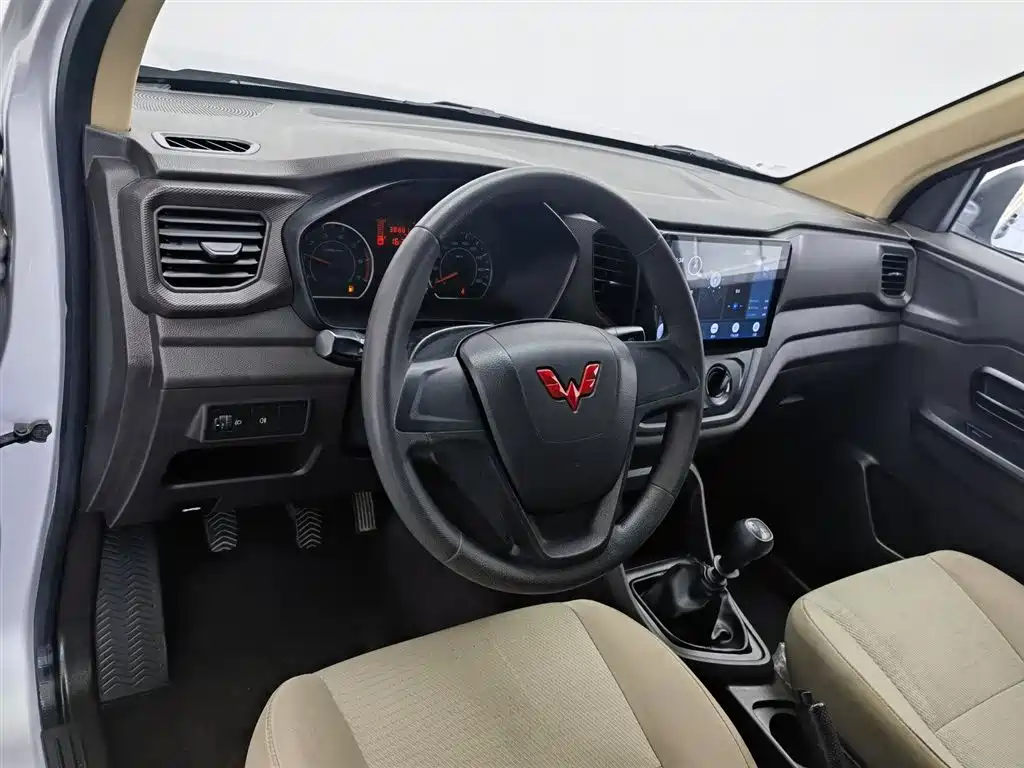 Wuling Hongguang V 2022 — фото 11