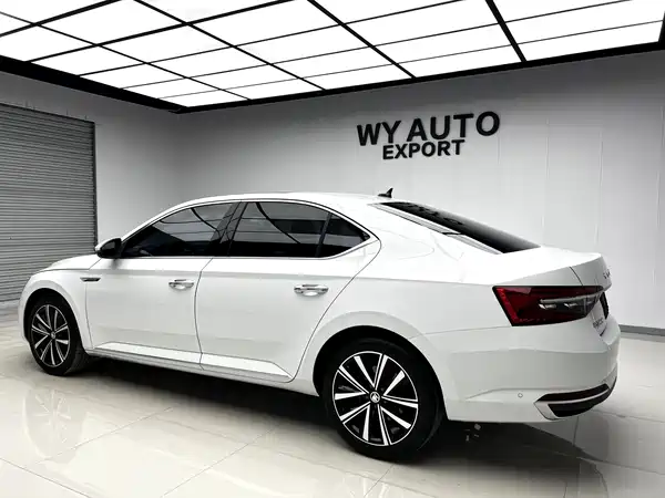 Skoda Superb 2024