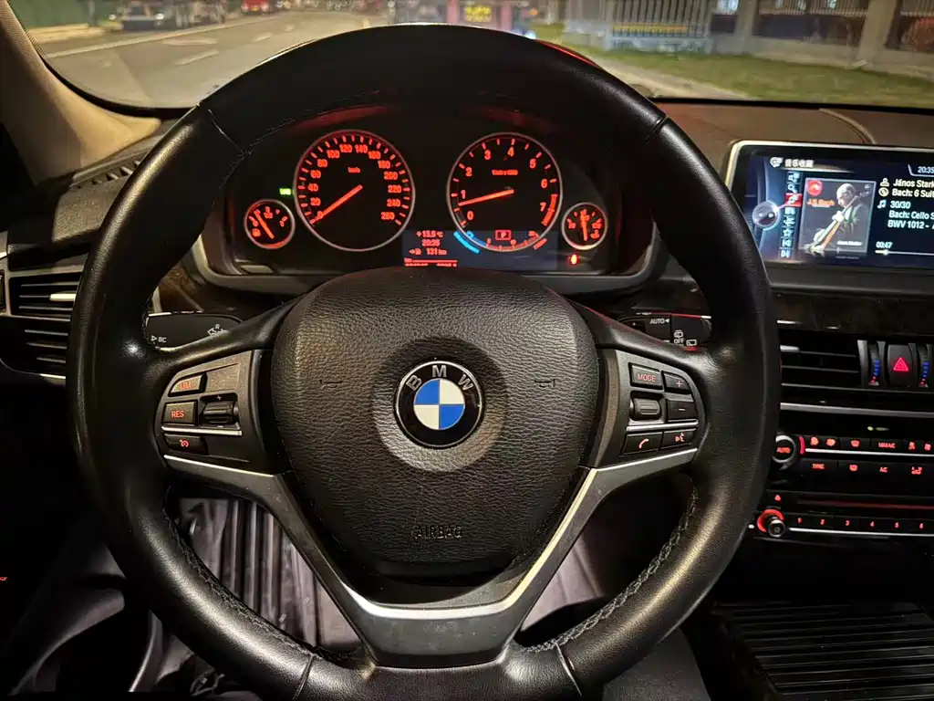 BMW X5 2014 — фото 13