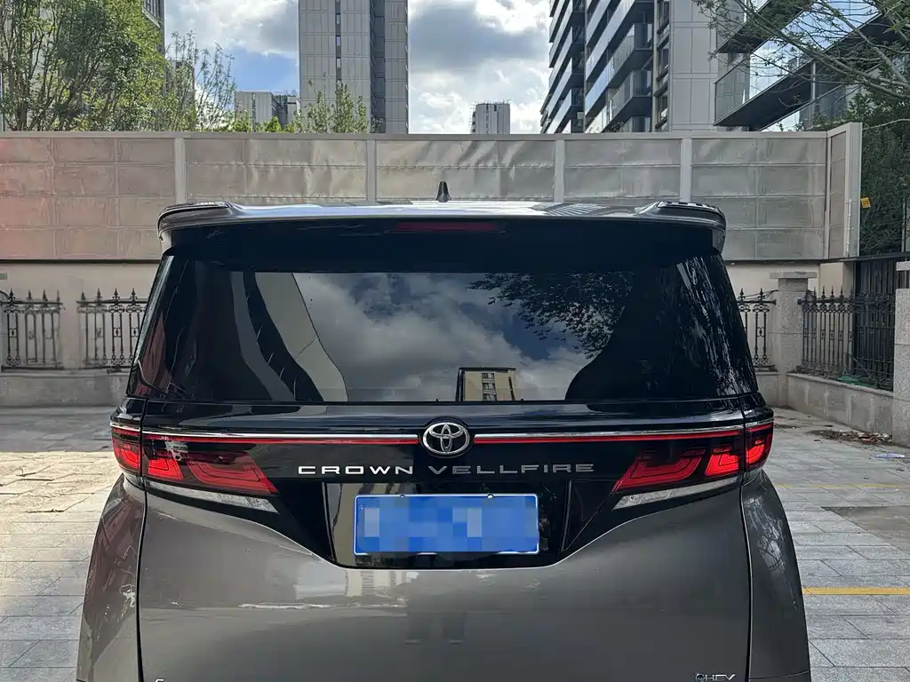 Toyota Vellfire 2026 — фото 14
