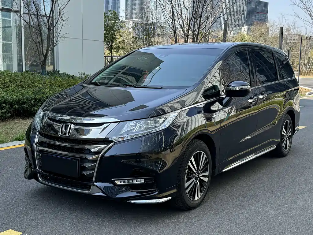 Honda Odyssey 2021 — фото 1