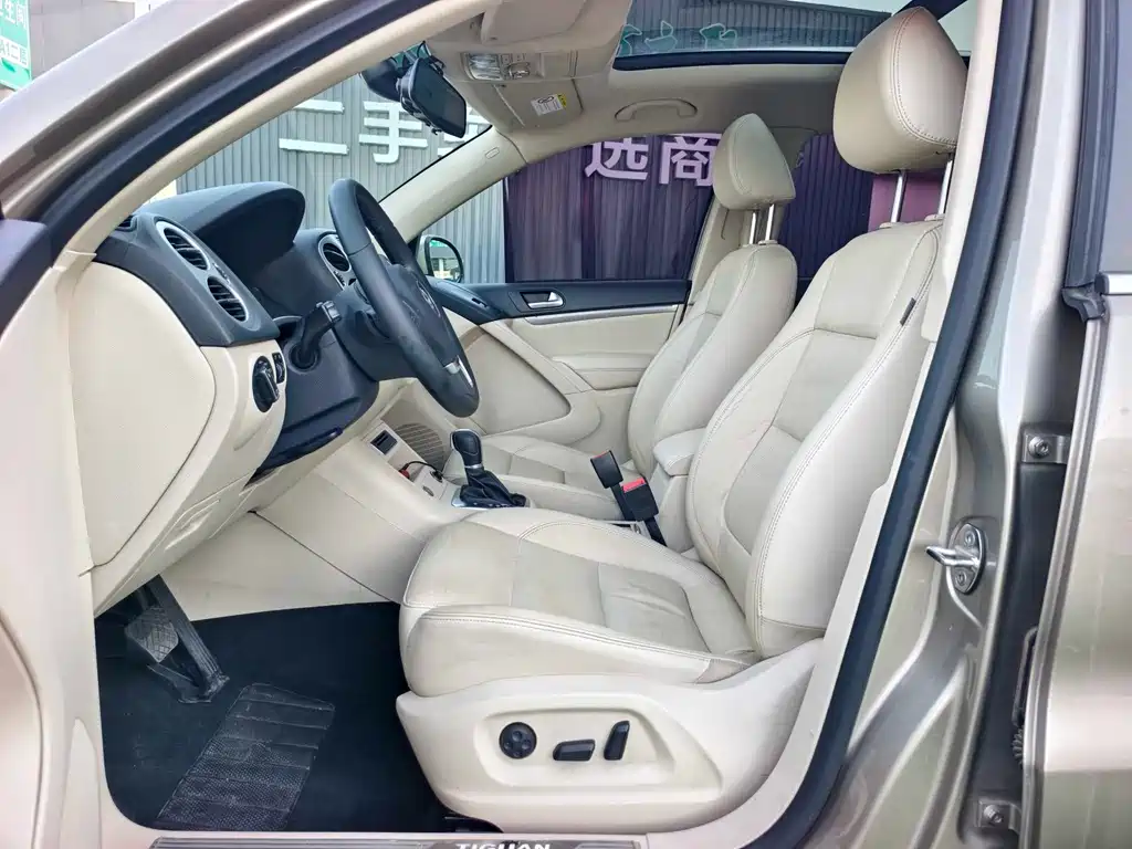 Volkswagen Tiguan 2015 — фото 11
