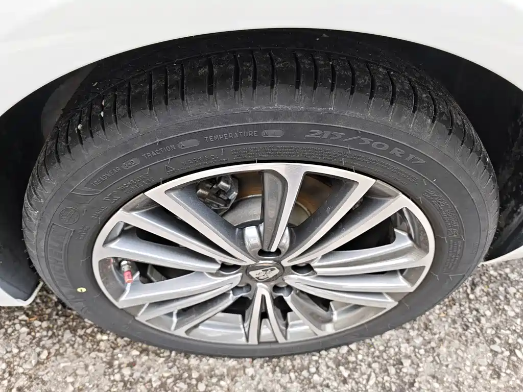 Roewe i6 Classic 2022 — фото 22