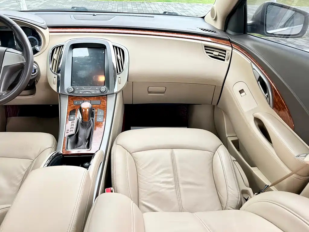 Buick LaCrosse 2013 — фото 18