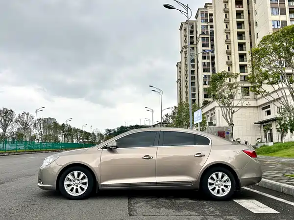 Buick LaCrosse 2013