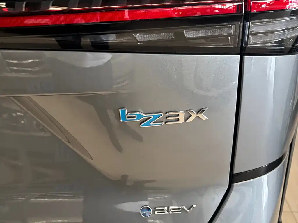Toyota bZ3X 2026