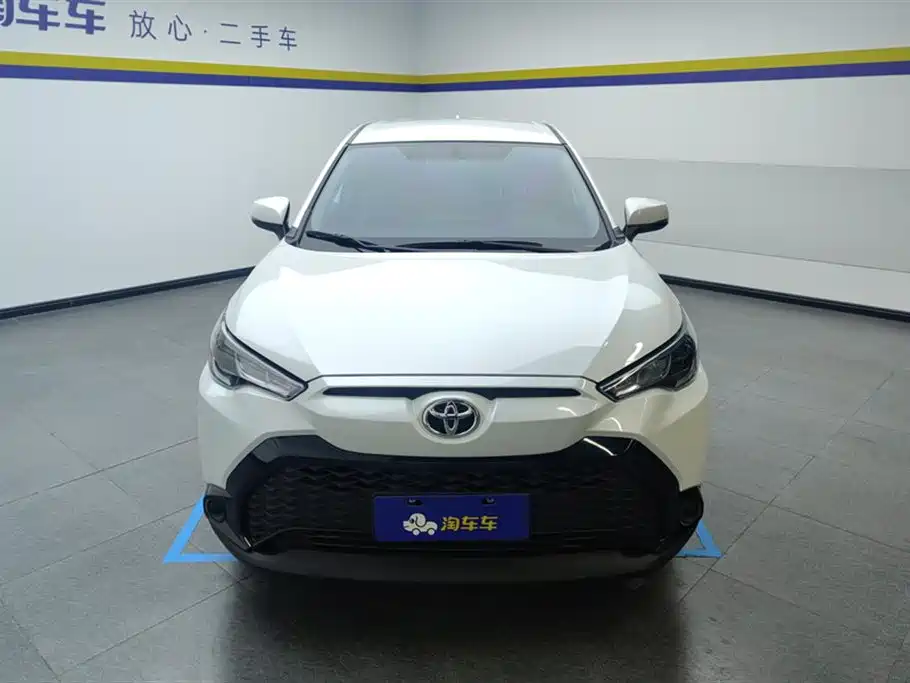 Toyota Frontlander 2024